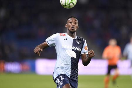 Schießt in der Ligue 2 alles kurz und klein, gehört aber seit Januar Lyon. Falls dort im Sommer die Konkurrenz im Sturmzentr...