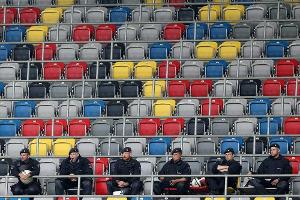 Polizei Sachsen: Fußball-Bundesliga schafft neue Infektionsherde und gefährdet Einsatzkräfte
