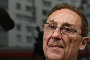 Trotz Missbrauchsvorwürfen: Ehemaliger Eiskunstlaufpräsident verweigert Rücktritt aus französischem Olympiakomitee
