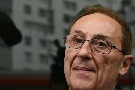 Trotz Missbrauchsvorwürfen: Ehemaliger Eiskunstlaufpräsident verweigert Rücktritt aus französischem Olympiakomitee Trotz Missbrauchsvorwürfen: Ehemaliger Eiskunstlaufpräsident verweigert Rücktritt aus französischem Olympiakomitee