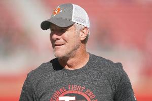 NFL-Ikone Favre zahlt Geld für Reden zurück