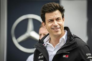 Wolff widmet verstorbenem Lauda den Mercedes-Rekordtitel