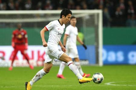 Frankfurt verlängert mit Hasebe bis 2021