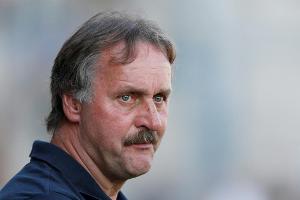 Neururer bald Nationaltrainer? "Konkrete Gespräche mit zwei Nationen"