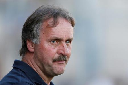 Kult-Coach Neururer beendet Trainerkarriere in Deutschland