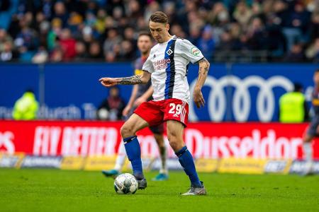 Hat sich in Hamburg sehr positiv entwickelt. Wird von der halben Bundesliga gejagt, beim FC Bayern aber wohl ohne echte Pers...