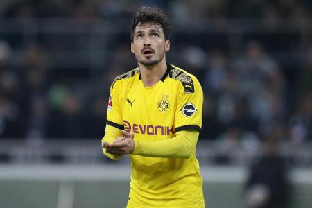 Dortmund mit Hummels, Bayern mit Gnabry