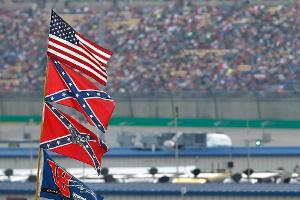 NASCAR-Rennserie verbietet Konföderierten-Flagge