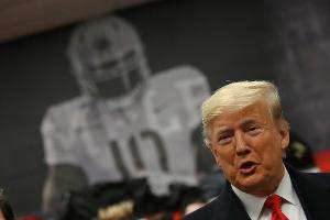 Plötzliche Kehrtwende: Trump unterstützt Kaepernick