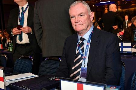 England: FA streicht 124 Stellen wegen Coronakrise England: FA streicht 124 Stellen wegen Coronakrise