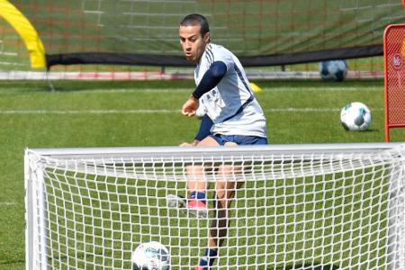 Bayerns Thiago kehrt ins Mannschaftstraining zurück Bayerns Thiago kehrt ins Mannschaftstraining zurück