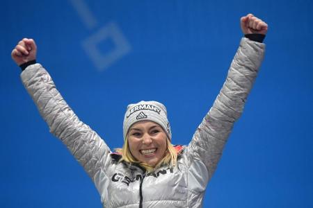 Weltmeisterin Jörg macht weiter - Snowboard Germany mit 64 Athleten