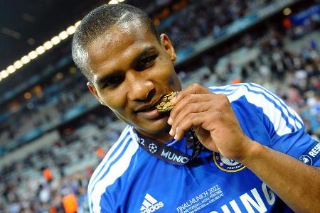 EINWECHSELSPIELER: Florent Malouda (ab 73. Minute)