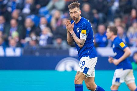 Ersetzte im zweiten Durchgang den glücklosen Raman und erarbeitete sich mit der Zeit immerhin einige Abschlüsse. Blieb mit s...