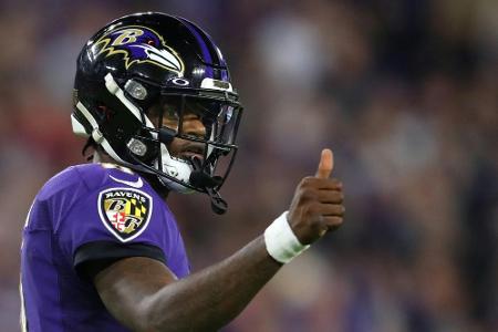 NFL: Lamar Jackson zum besten Spieler gewählt NFL: Lamar Jackson zum besten Spieler gewählt