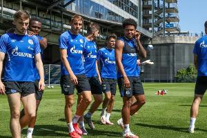 Gehaltsobergrenze auf Schalke: "Interne Richtlinien auferlegt"