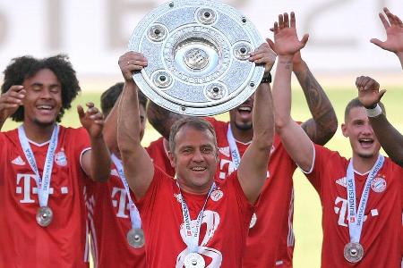 Hansi Flick, unter dessen Regie der FC Bayern die beste Rückrunde aller Zeiten hinlegte, feiert seine erste Meisterschaft al...