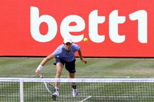 Tennis in Berlin: Sinner zieht ins Finale ein