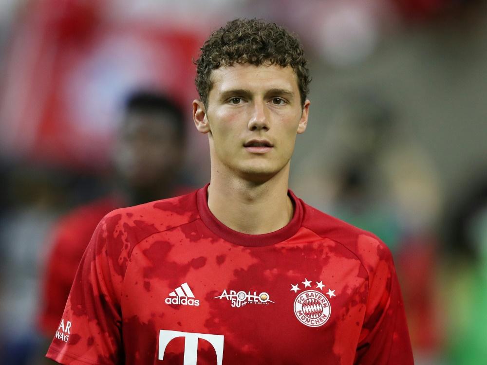 FC Bayern Pavard bricht erstes Mannschaftstraining ab