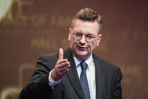DFB-Präsident Grindel tritt zurück
