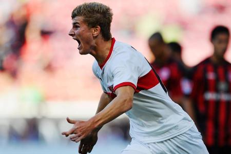 Timo Werner war - damals noch im Trikot des VfB Stuttgart - mit 17 Jahren und 200 Tagen der viertjüngste Torschütze der Bund...