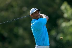 Golf: Woods nach Auftakt in Schlagdistanz - Finau führt