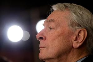 Richard Pound stützt IOC-Präsidenten Bach