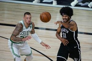 NBA: Theis und Boston melden sich zurück