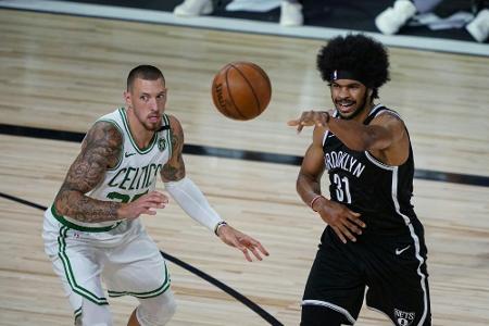 NBA: Theis und Boston melden sich zurück NBA: Theis und Boston melden sich zurück