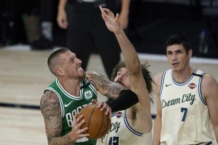 NBA: Theis feiert ersten Sieg mit Boston - Dallas in den Play-offs