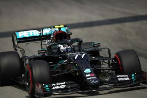 Formel 1: Bottas vor Hamilton - Vettel verbessert