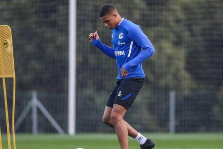 Das Abwehrjuwel, das angeblich bereits das Interesse des FC Liverpool geweckt hat, durfte sich in der Rückrunde über vier Ku...