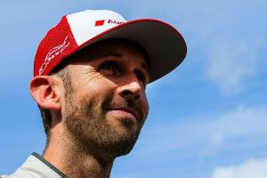 DTM-Auftakt: Rast holt Pole Position für Sonntagsrennen