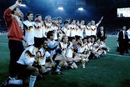 Der 1:0-Sieg im Finale gegen Argentinien bei der WM in Italien hat Deutschland den dritten Titel gebracht. Die zwölf Spieler... Der 1:0-Sieg im Finale gegen Argentinien bei der WM in Italien hat Deutschland den dritten Titel gebracht. Die zwölf Spieler...