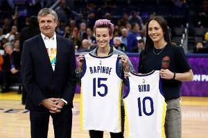 US-Sportstars Rapinoe und Bird geben Verlobung bekannt