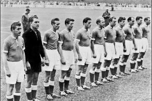 Fritz-Walter-Hommage auf dem Betzenberg