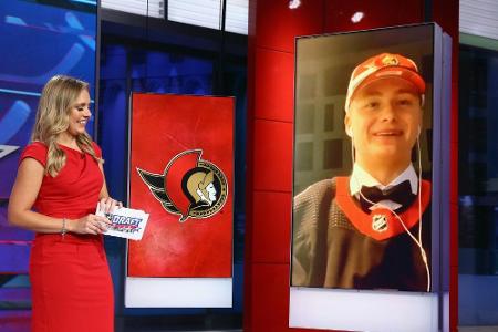 NHL-Draft: Stützle von Ottawa an Nummer drei gezogen - Reichel nach Chicago NHL-Draft: Stützle von Ottawa an Nummer drei gezogen - Reichel nach Chicago