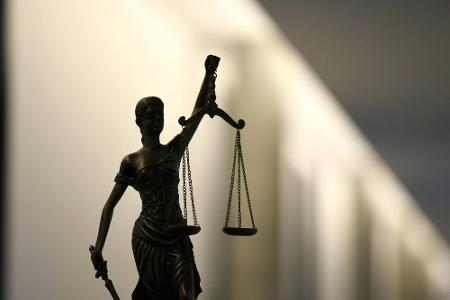 Klage von Behrens/Tillmann: Niederlage vor Gericht für den DVV Klage von Behrens/Tillmann: Niederlage vor Gericht für den DVV