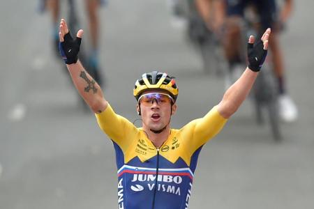 Vorjahressieger Roglic erster Vuelta-Spitzenreiter