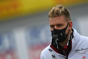 "Sicherheit geht vor" - Schumacher bleibt das Wochenende beim Alfa-Team