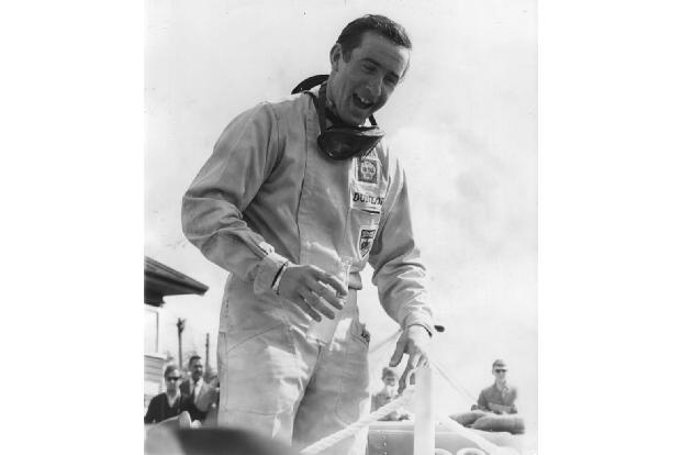 Jackie Stewart ist der erfolgreichste Formel-1-Fahrer der frühen Siebzigerjahre und blickt ebenfalls auf drei Titel zurück. ...