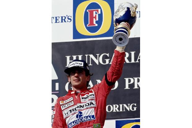 Weltmeister, Mythos, Legende! Ayrton Senna wird auch 26 Jahre nach seinem Tod weltweit verehrt. Ist vor allem bei schwierige...