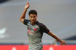 Gnabry verlässt Quarantäne und reist mit nach Moskau