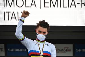 Alaphilippe überkommen Freudentränen nach WM-Coup: "Es ist ein Traumtag für mich"