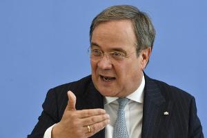 Laschet: NRW will ab kommender Woche mehr Zuschauer zulassen