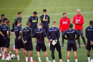 Sonntag gegen DFB-Auswahl: Coronafall im Schweizer Team