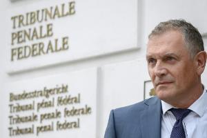 Valcke gibt das Opfer: "Musste meine Yacht verkaufen"