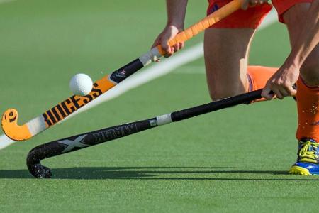 Hockey-Duelle mit Belgien: Damen-Sieg und Lektion für Herren Hockey-Duelle mit Belgien: Damen-Sieg und Lektion für Herren