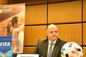 Infantino: "Virus hat gezeigt, wie verletzlich wir sind"