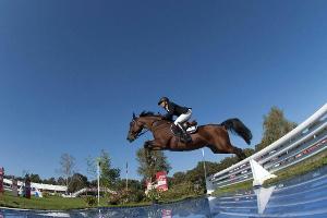 Reitturnier in Aachen: Vogel gewinnt Auftaktspringen
